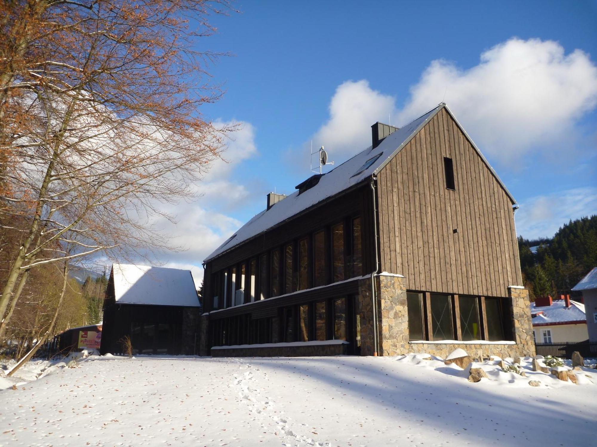 Апарт отель Krakonosova Dilna "Woodhaus" Шпиндлерув-Млин Экстерьер фото