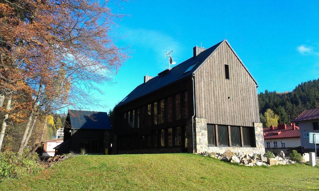 Апарт отель Krakonosova Dilna "Woodhaus" Шпиндлерув-Млин Экстерьер фото